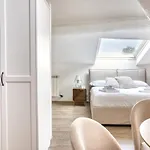 דירה Hostmate - Milano- Corso - Garibaldi מילאנו